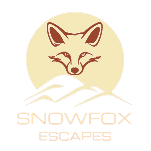 Snowfox Escapes Logo